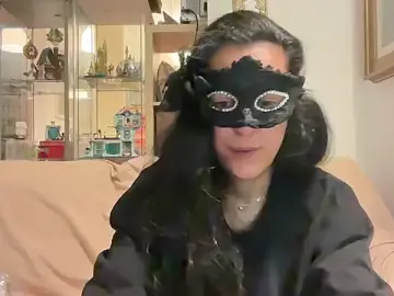 Stripchat Free Porn Cam of LasolitaAuri