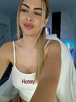 Stripchat Free Live Porn of Flower_Pow3r