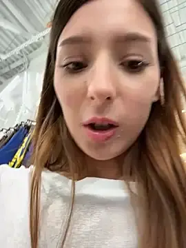 Stripchat Watch Live Sex Cams of LilluKatten