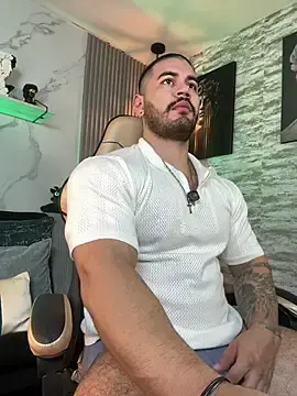 Stripchat Live Sex Cam of jaxon_colton