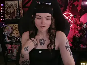 Stripchat Sex Cam of Lilithara666