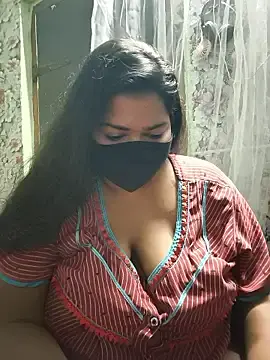 Stripchat Watch Live Sex Cams of Liyaa_24