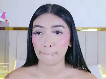 Stripchat Live Sex Cam of MeganCruzGB