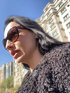 Stripchat Live Sex Cam of Roxana-Sexy