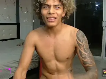 Stripchat Watch Live Sex Cams of Boysgang_sex