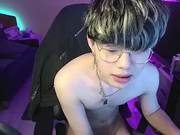 Stripchat Free Porn Cam of Hitoshi1210