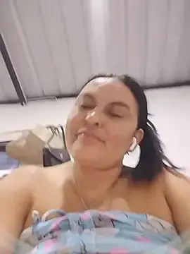 Stripchat Best live sex cam show of Horny-Mommy-Dirty