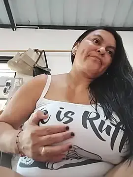 Stripchat Sex Chat of Horny-Mommy-Dirty
