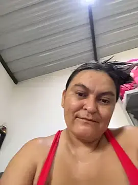 Stripchat Sex Cam of Horny-Mommy-Dirty