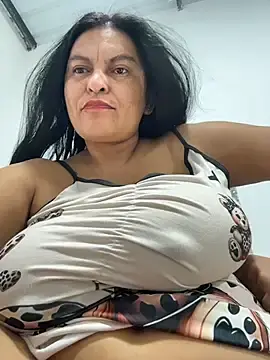 Stripchat Private Sex Chat of Horny-Mommy-Dirty