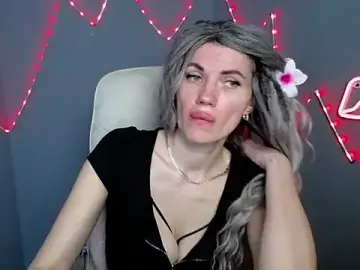 Stripchat Live Porn of MilaLoona