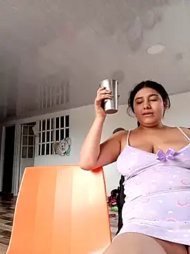 Stripchat Free Porn Cam of Sara_y_Amy