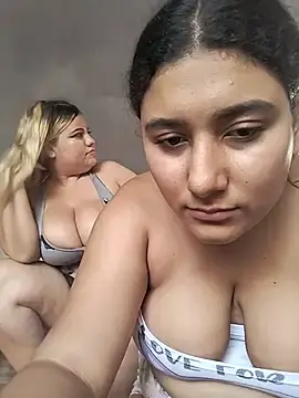 Stripchat Adult Webcam of Sara_y_Amy