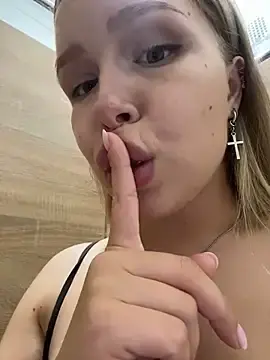 Stripchat Sex Cam of Liza_risky