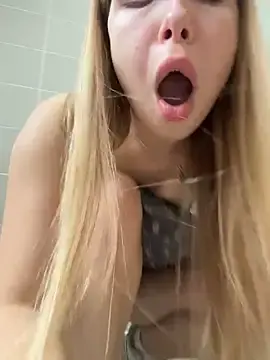 Stripchat Live Porn of Liza_risky