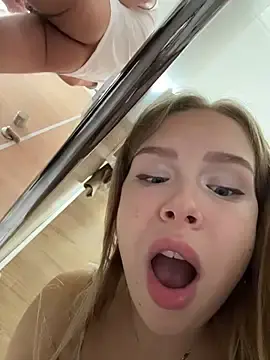 Stripchat Free Porn Cam of Liza_risky