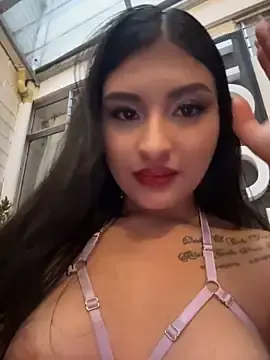 Stripchat Sex Cam of IvyX_X