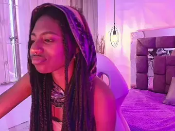Stripchat Best Webcam of Queen_perla_