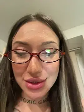 Stripchat Free Porn Cam of SaintSquirt