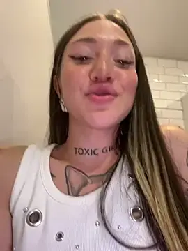 Stripchat Live Sex of SaintSquirt