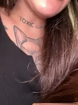Stripchat Watch Live Sex Cams of SaintSquirt