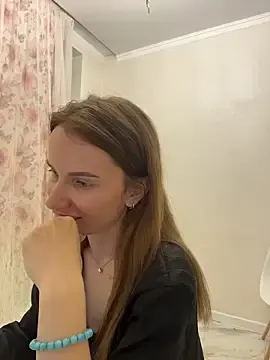 Stripchat Live Sex Cam of AinyrVixxen