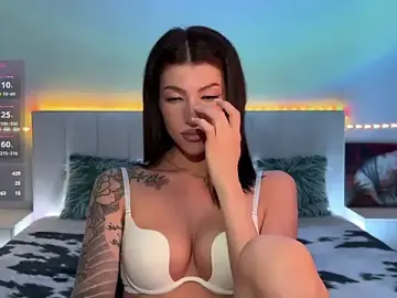 Stripchat Free Porn Cam of ellie_miu