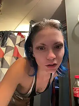 Stripchat Live Sex Cam of LunikaCorpse666