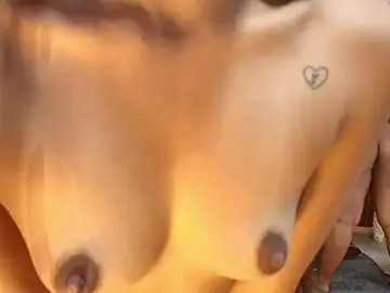 Stripchat Live Sex Cam of fetishcouples47