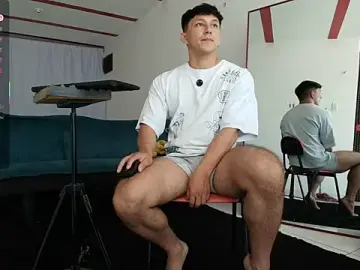 Stripchat Live Sex Cam of jacques_cardiet