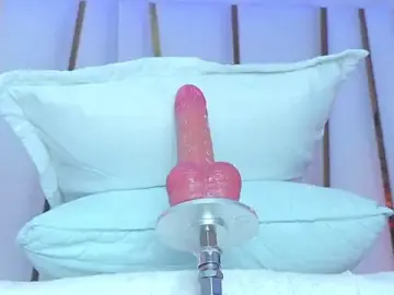 Stripchat Free Porn Cam of paola_rodriguez