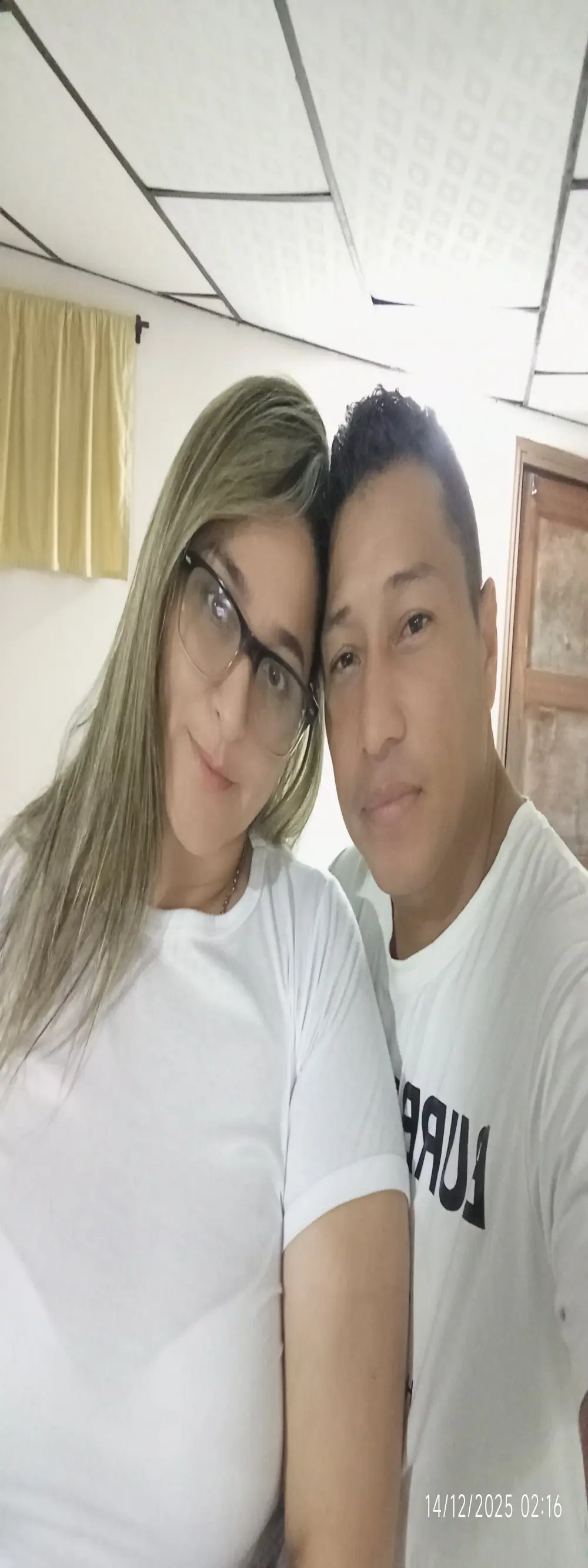 pareja_latina1483