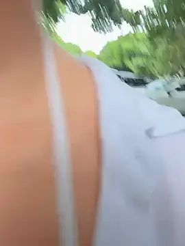 Stripchat Watch Live Sex Cams of sweetsirenn