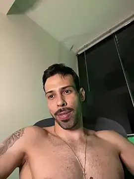 Stripchat Free Porn Cam of prince-roludo