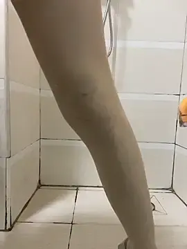 Stripchat Live Sex Cam of youyou-baby999