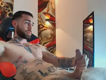 Stripchat Best live sex cam show of Luke_davis01