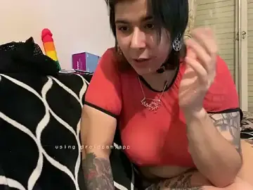 Stripchat Live Sex of Nightcrawler94