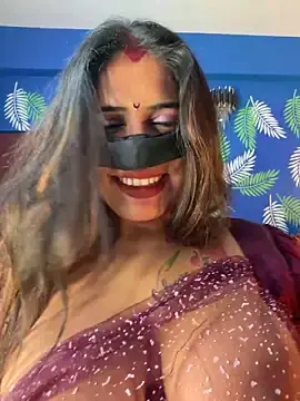 Stripchat Live Sex Cam of V-Hot-Sweti