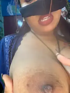 Stripchat Sex Cam of V-Hot-Sweti