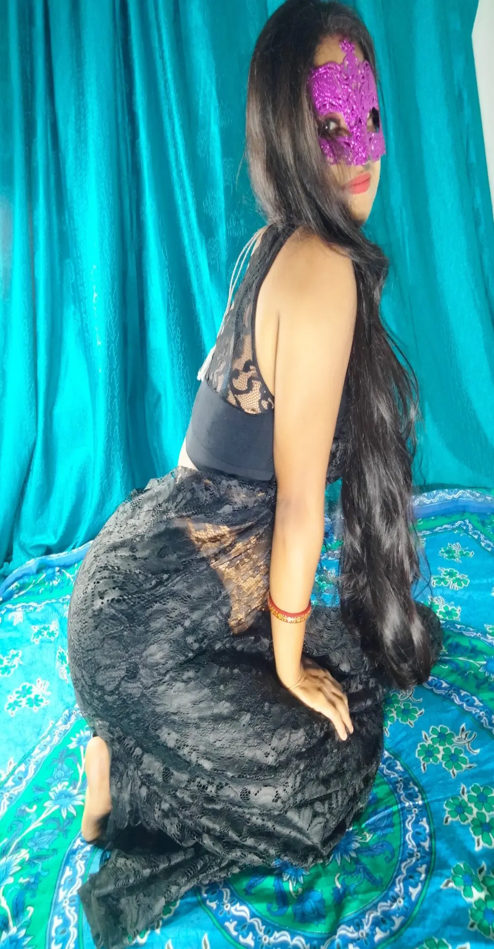 Hotty_Nisha21