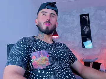 Stripchat Live Sex of martin_foster_