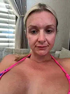 Stripchat Sex Chat of Bella-Tight