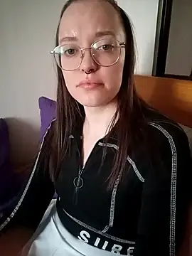 Stripchat Free Live Porn of Aelita_bb