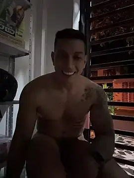 Stripchat Best Webcam of OliverWest04