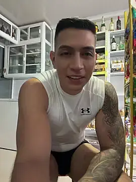 Stripchat Live Sex of OliverWest04