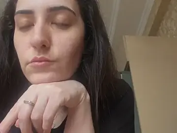 Stripchat Watch Live Sex Cams of AlejandraDelaney