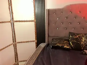 Stripchat Free Porn Cam of Scarbadgirl_
