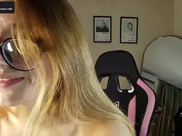 Stripchat Watch Live Sex Cams of SweetJennaa