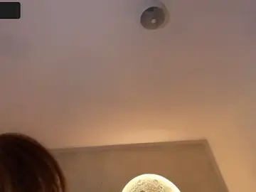 Stripchat Watch Live Sex Cams of SweetJennaa