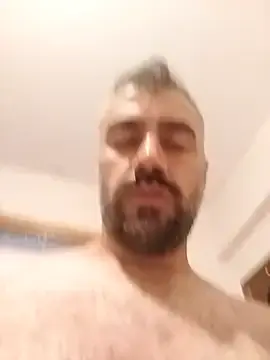 Stripchat Sex Cam of kevgir08